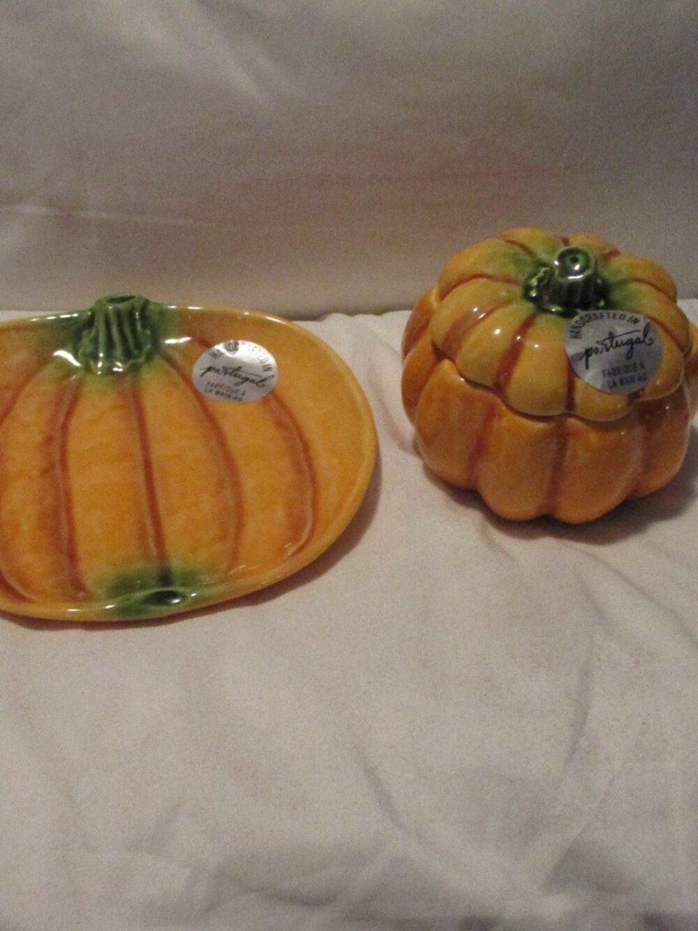Vintage Olfaire Hand Painted Ceramic Pumpkin Crock w/ Lid & snack plate